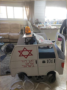 תחפושות מתגלגלות - תחפושת בכסא גלגלים